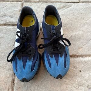 Blue and Black Men's Sneakers